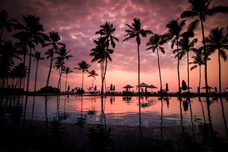 Thrifty Travels: Exploring the World on a Shoestring Budget